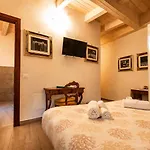 Al Battistero Luxury Bed & Breakfast 3*