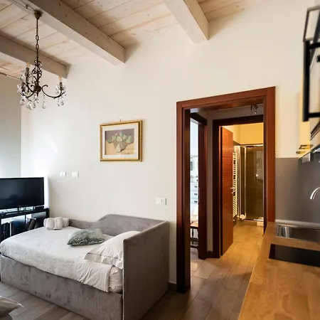 ベッド・アンド・ブレックファスト Al Battistero Luxury 3*