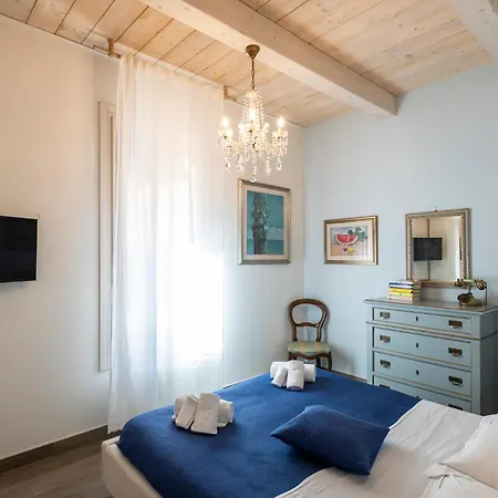Al Battistero Luxury Bed and Breakfast Ραβένα