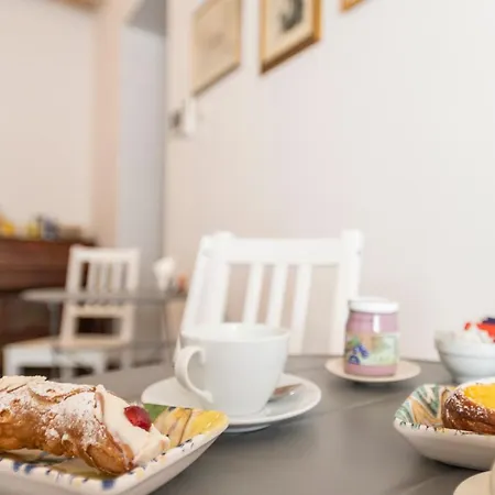 Bed and Breakfast Al Battistero Luxury 2*