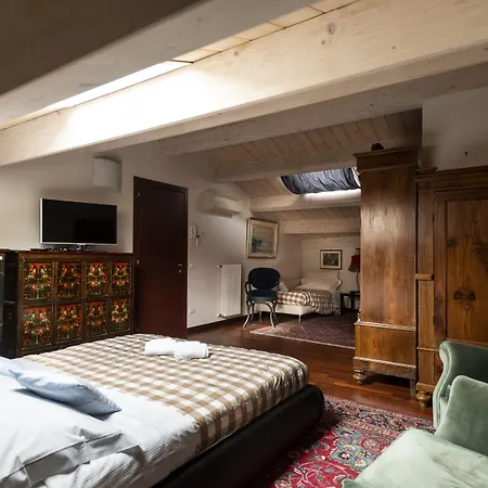 Al Battistero Luxury Bed & Breakfast 3*