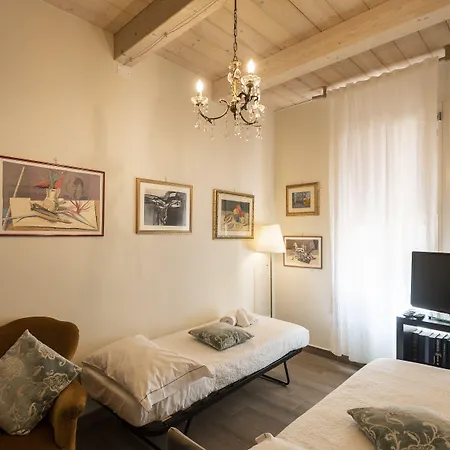 Al Battistero Luxury Bed & Breakfast 3*