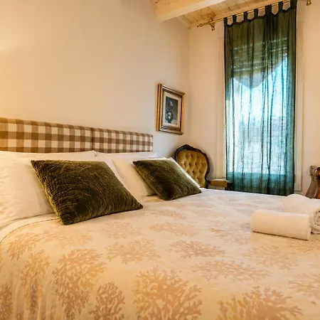 Al Battistero Luxury ベッド・アンド・ブレックファスト ラヴェンナ